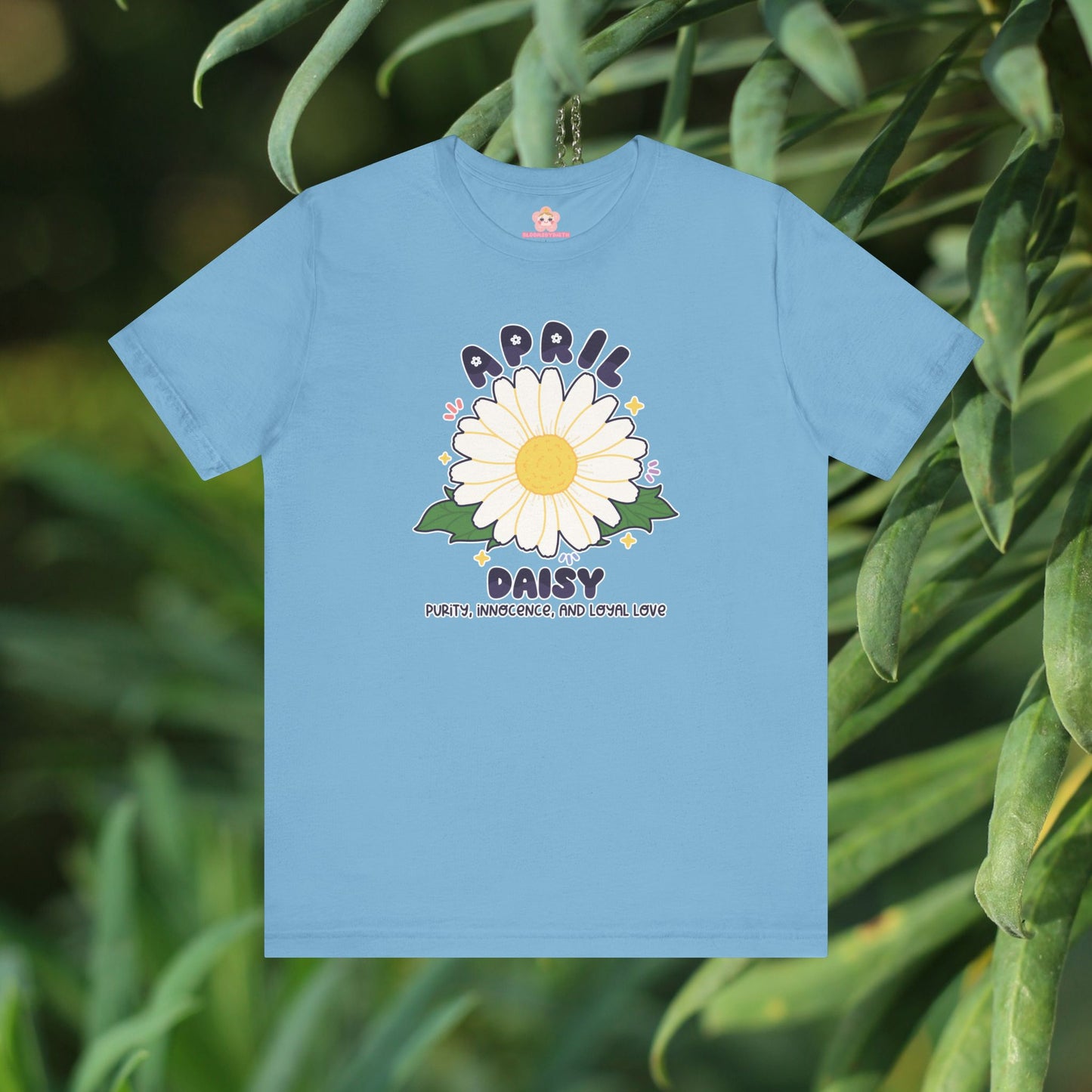 April Birth Flower T-Shirt | Daisy | Unique Birthday Gifts for Her | BloomsByBirth Floral Tees